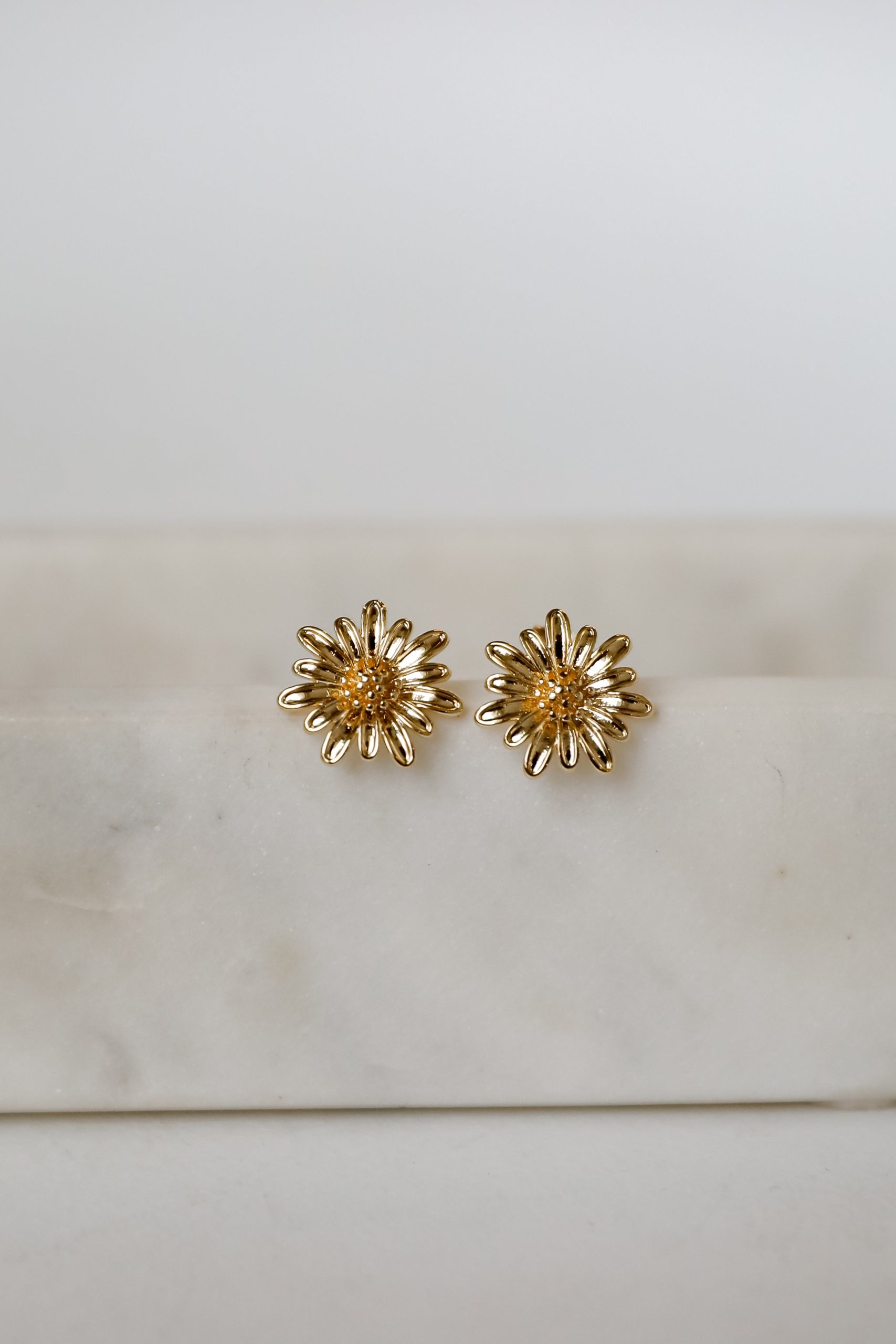 shopdressup_gold_flower_stud_earrings-2.jpg