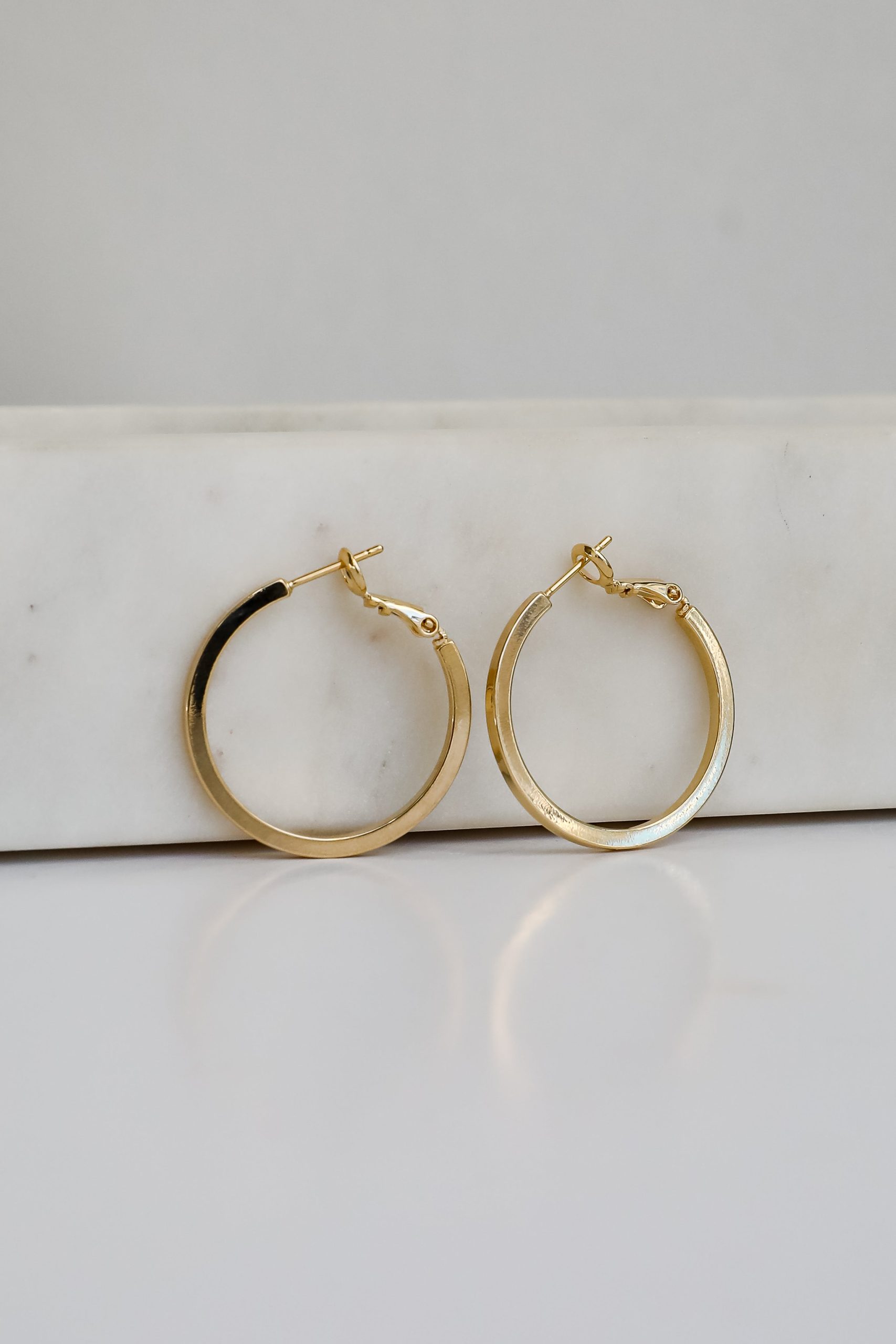 shopdressup_gold_square_hoop_earrings-4.jpg